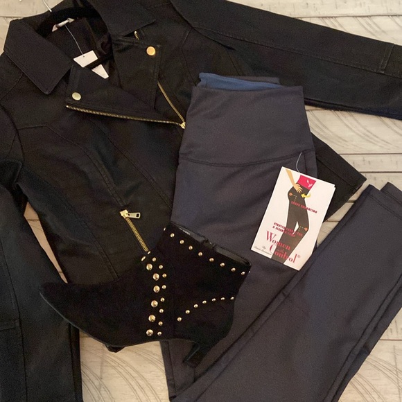 Women With Control Regular Tummy Control Faux Leather Leggings Navy S New - Picture 2 of 12